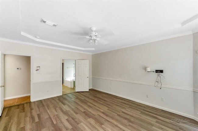 Building Photo - 20419 Cajon Canyon Ct