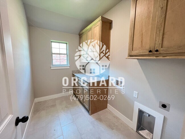 Building Photo - Single-Family Home- Beautiful Wellington Plan