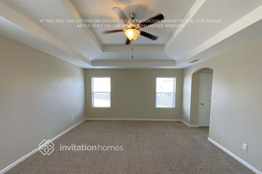Building Photo - 1833 Crandon Ct