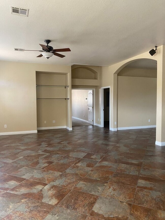 Building Photo - Single Story 4 Bedroom on 1/2 Acre Lot w/ Pool & Spa!