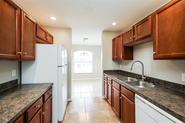 Building Photo - 3113 71st St W