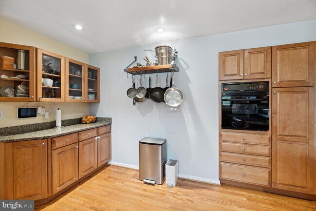 Building Photo - 6909 Andover Dr
