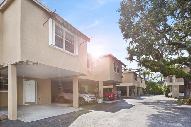 Building Photo - 3130 Bird Ave