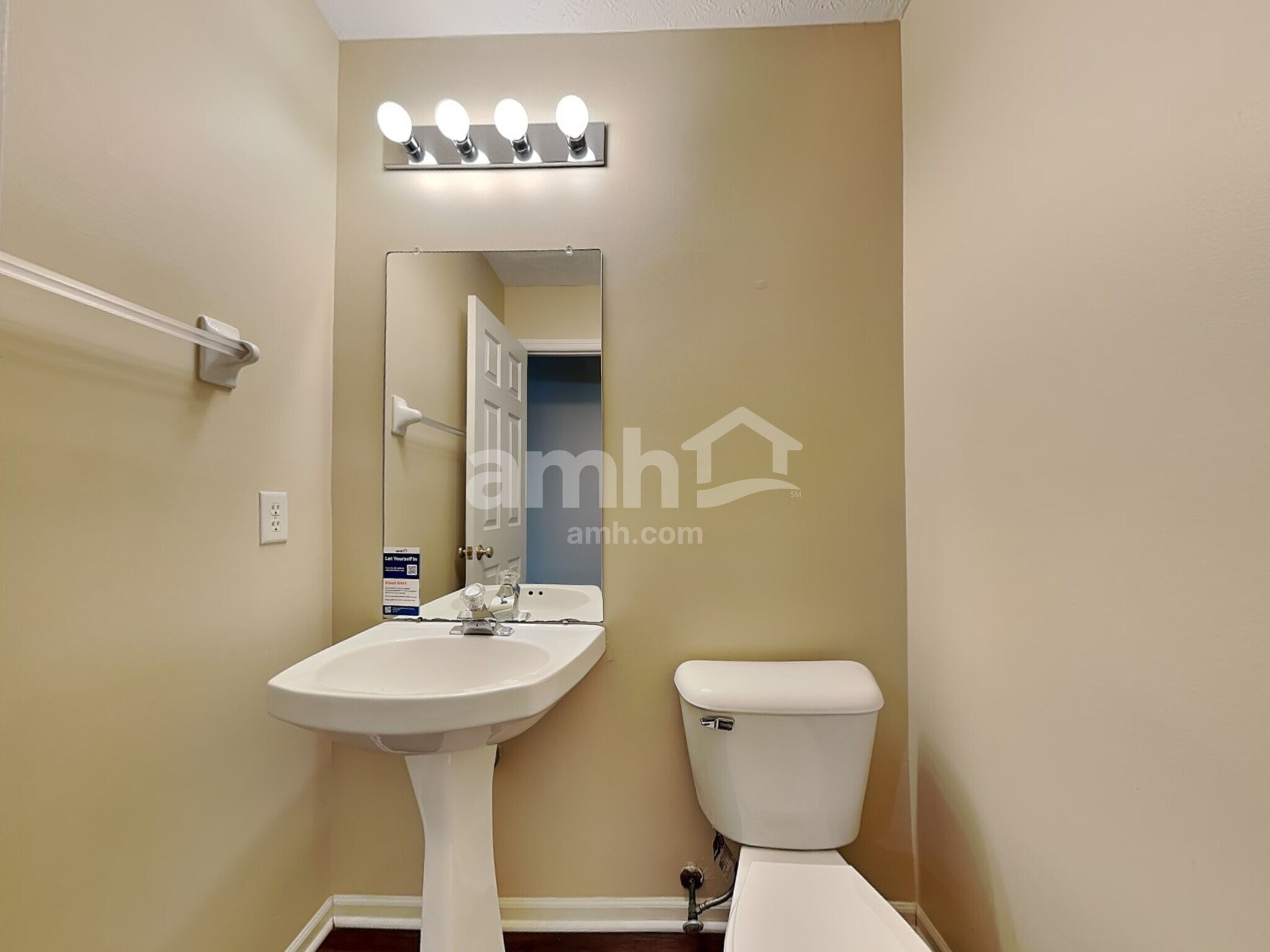 Building Photo - 3455 Lakebrook Ct