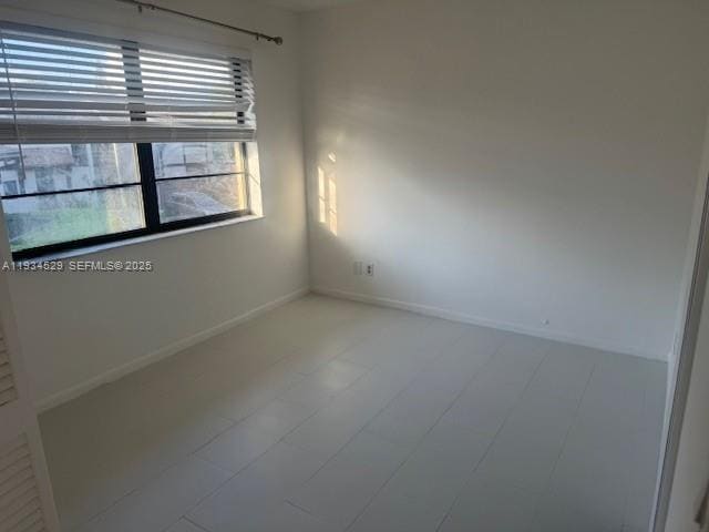 Building Photo - 1800 Bayberry Dr