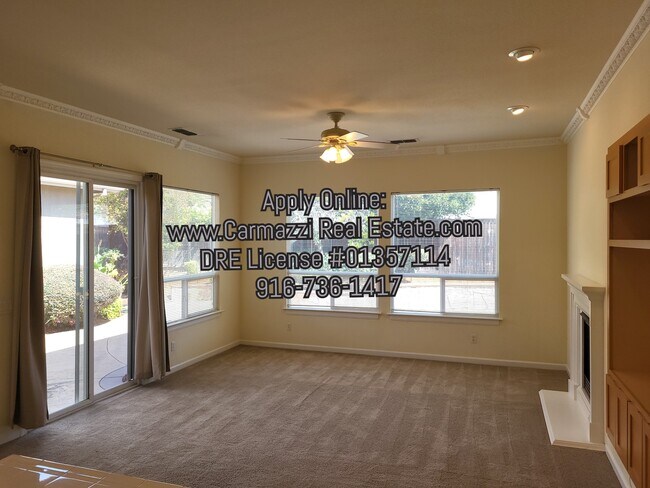 Building Photo - 1201 Souza Way