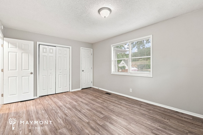 Building Photo - 4315 Bonneville Dr