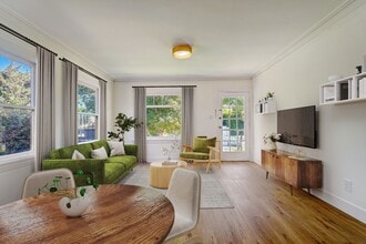 Building Photo - 2909 Cimarron St