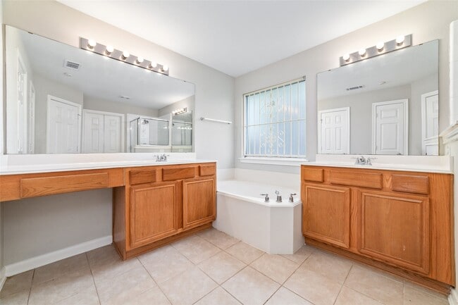 Building Photo - 13206 Rustic Garden Dr
