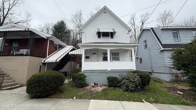 Building Photo - 140 Sand St