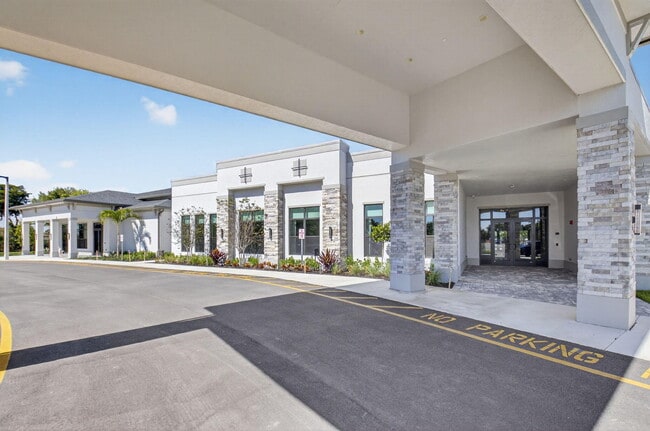 Building Photo - 5675 Queen Palm Ct