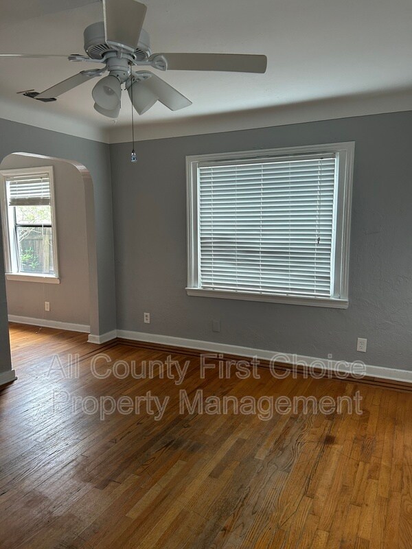 Building Photo - 4340 7th Ave N