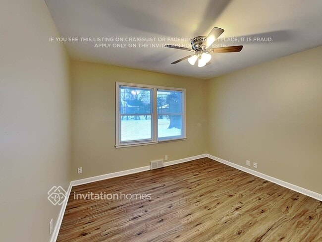 Building Photo - 2940 Orchard Ave N