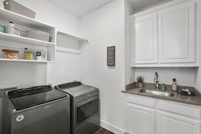 Building Photo - 949 Switchgrass Ln