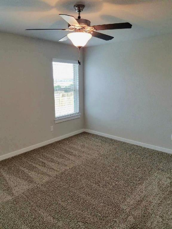 Building Photo - 160 Lakeview Ct