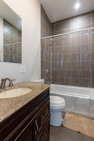 Building Photo - 89 Cedar St