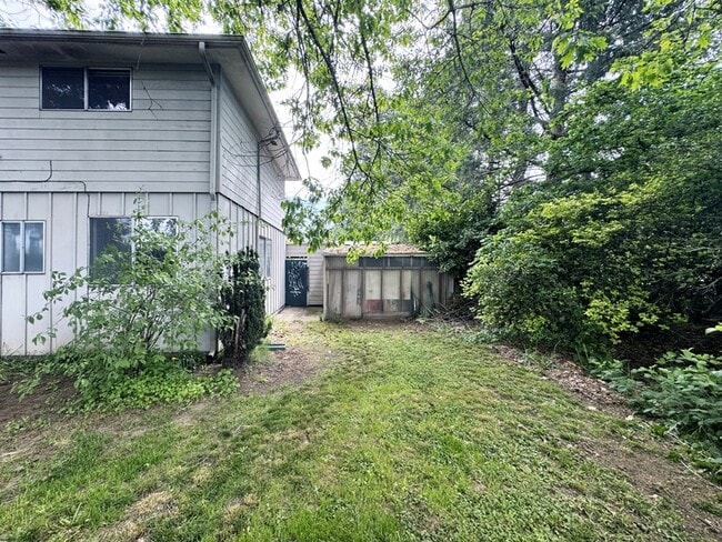Building Photo - 1470 Anderson Ln