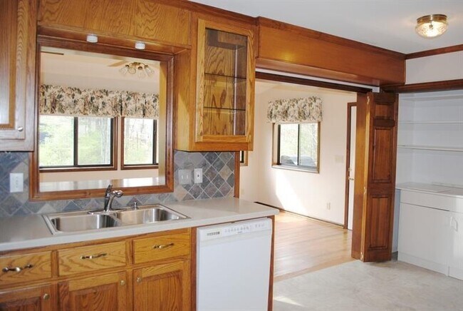 Building Photo - 1407 Independence Way