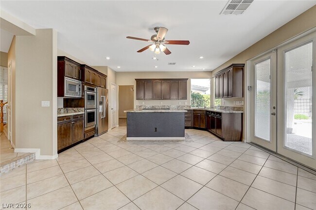 Building Photo - 4344 Tall Tree St