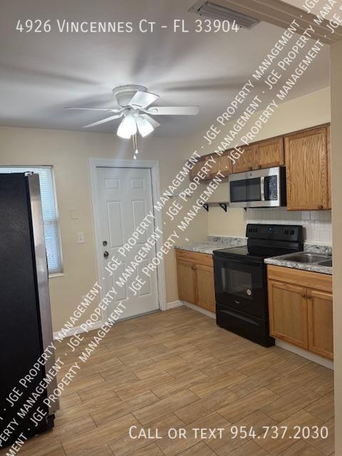 Building Photo - 4926 Vincennes Ct