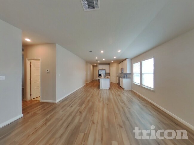 Building Photo - 5503 Shasta Pl