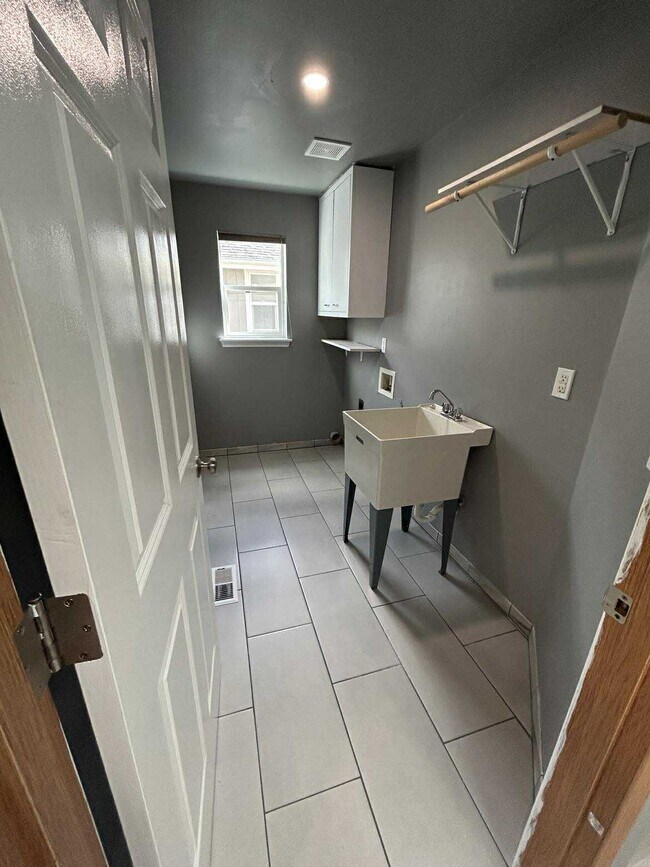 Building Photo - 15839 Yelm Terra Way SE