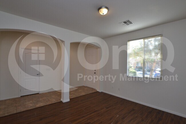 Building Photo - 9182 W Black Hill Rd
