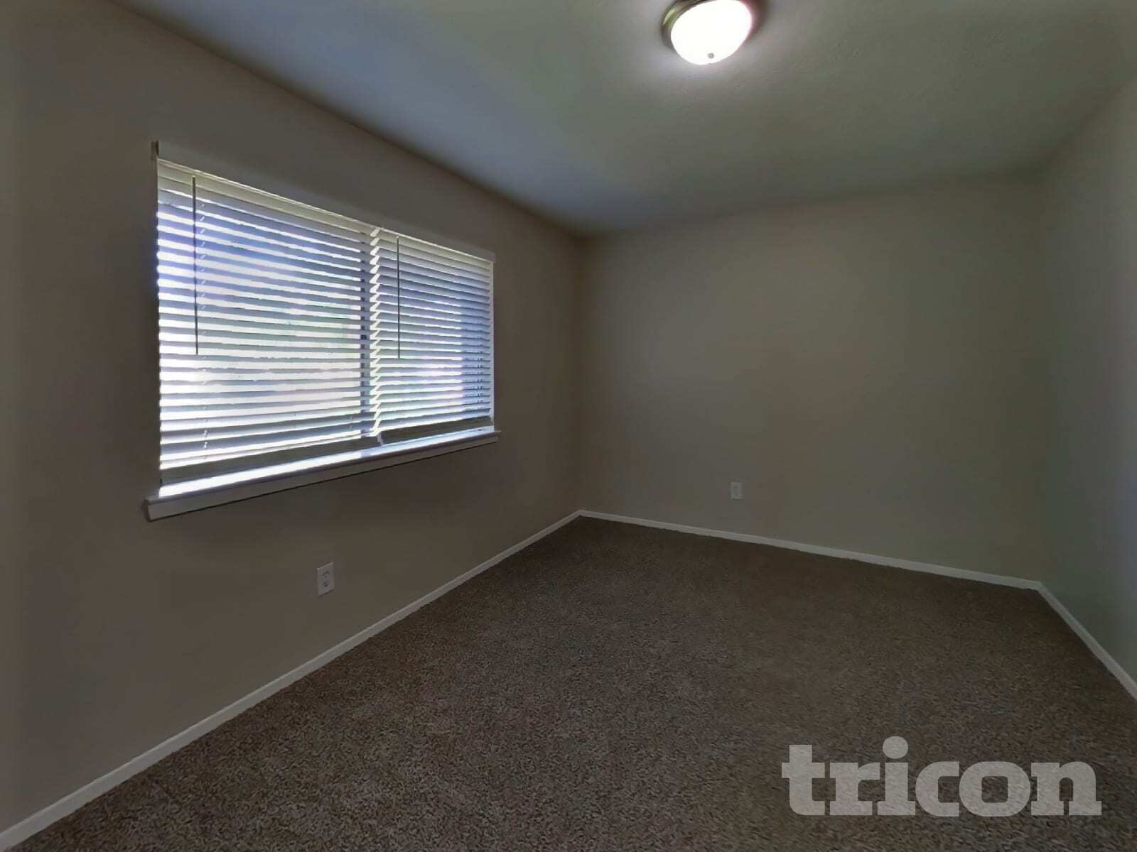 Building Photo - 23110 Newgate Dr