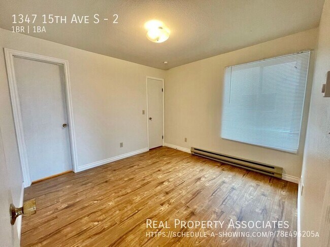 Building Photo - 1347 15th Ave S