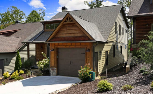 Building Photo - 37 Upper Knl Dr