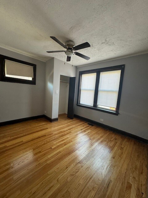 Building Photo - 1745 W 89th St