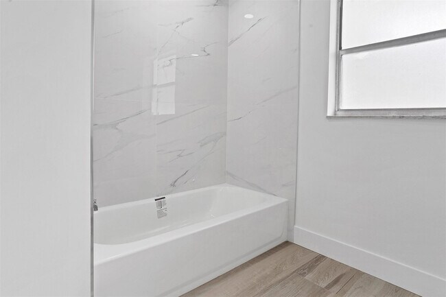 Building Photo - 7841 NW 46th St