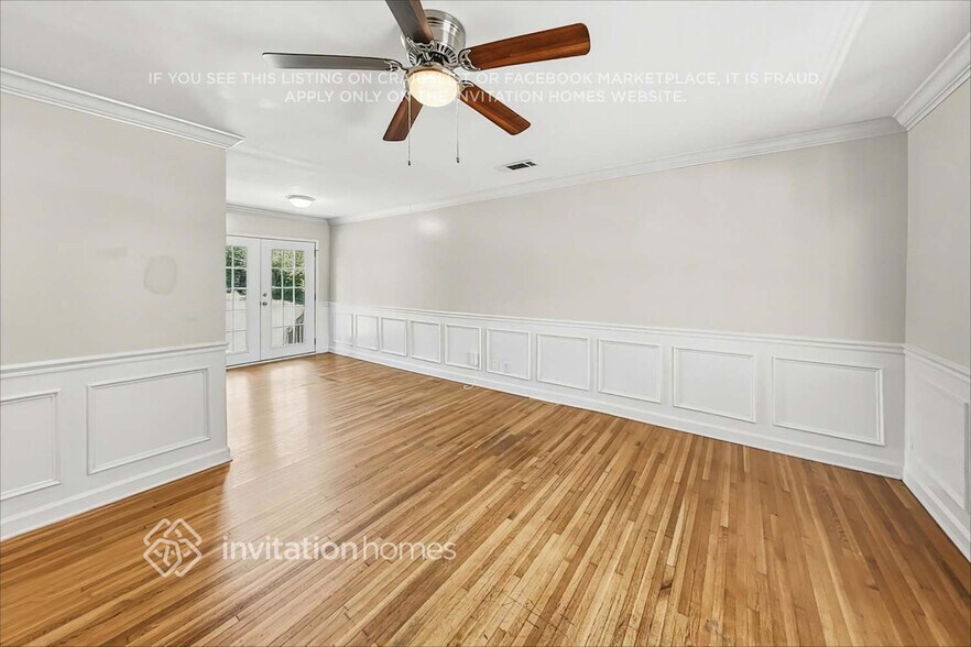 Building Photo - 4001 Abbeydale Dr