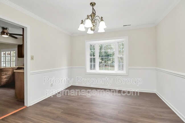 Building Photo - 11323 Harrowfield Rd