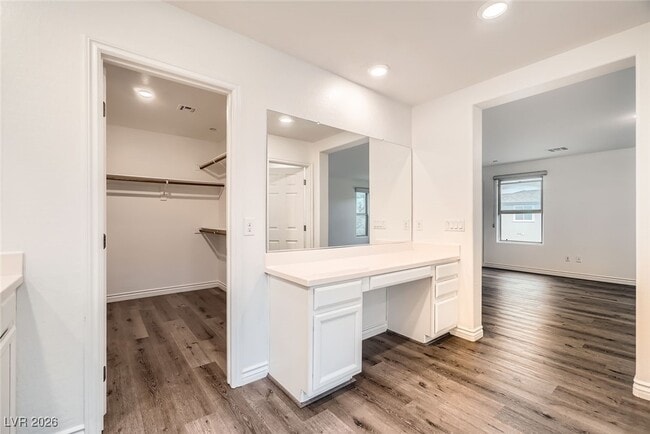 Building Photo - 1009 Bluebell Brook St