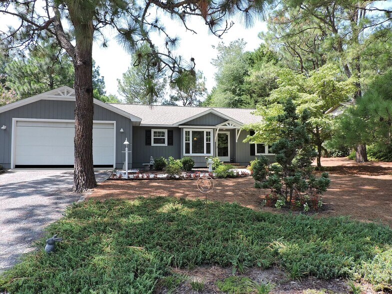 Building Photo - 125 Lost Tree Rd