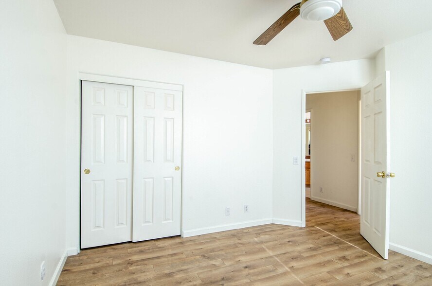 Building Photo - 72548 Sunnyslope Dr
