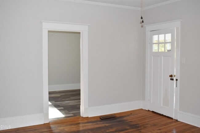 Building Photo - 7509 NC-27