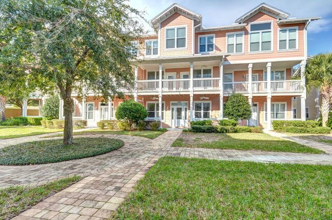 Building Photo - Coastal Living on Amelia Island