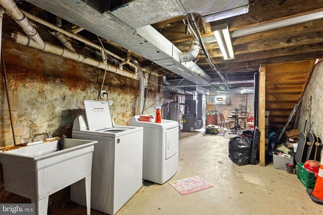 Building Photo - 1910 N 17th St