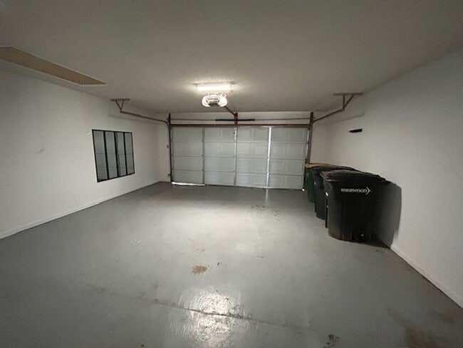 Building Photo - Call Property Manager Tonia Rollins for more information (501)626-9917