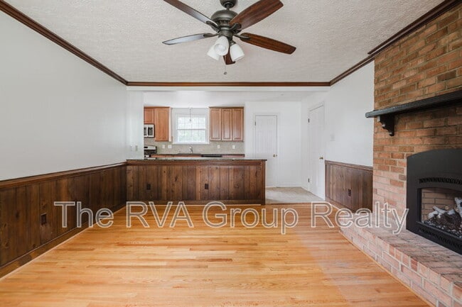 Building Photo - 10075 Aragon Dr