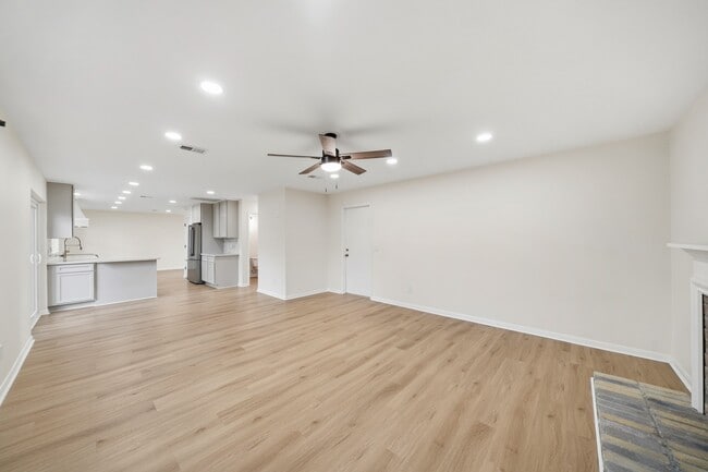 Building Photo - 2301 Marys Creek Ct