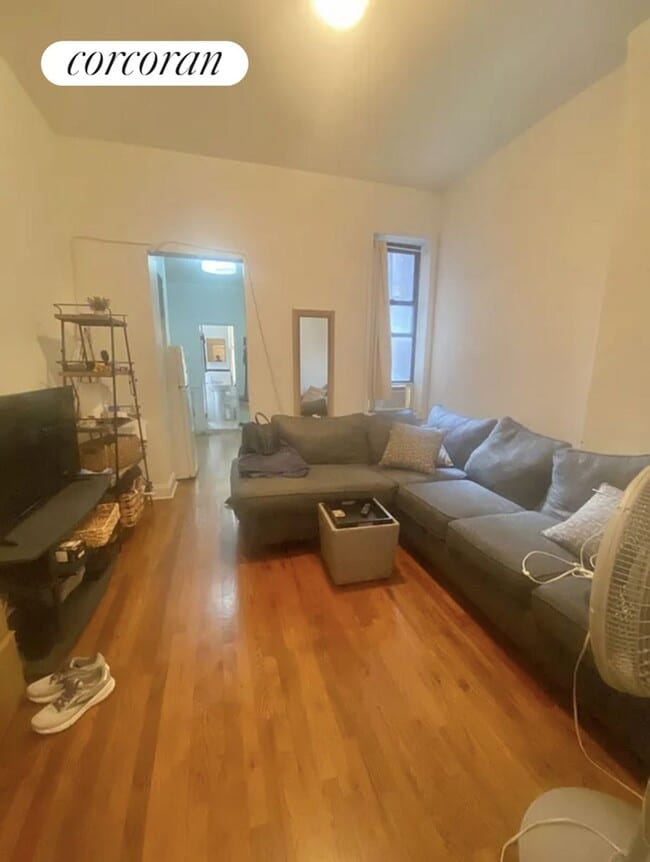 Primary Photo - 507 E 81st St