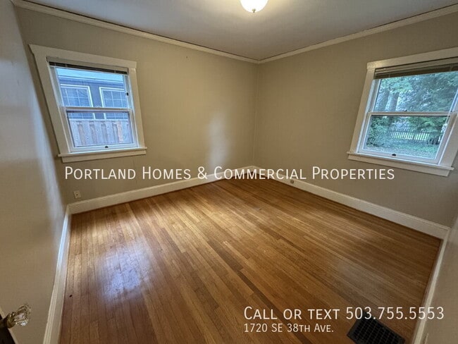 Building Photo - 1720 SE 38th Ave