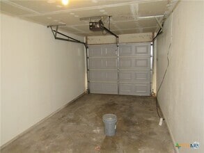 Building Photo - 1207 Westway Cir