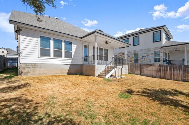 Building Photo - 709 Pinnacle View Dr