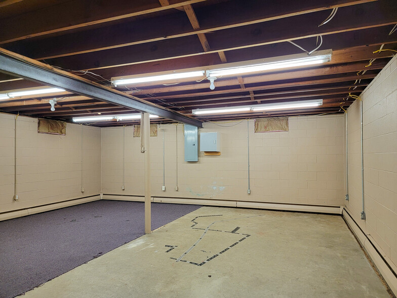 Building Photo - 65 Horseshoe Blvd