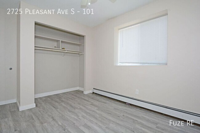 Building Photo - 2725 Pleasant Ave