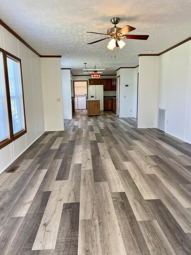Building Photo - 11582 Charity Ln